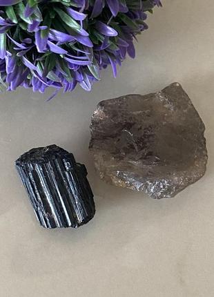 Природне каміння шерл, чорний турмалін, димчатий кварц, раухтопаз