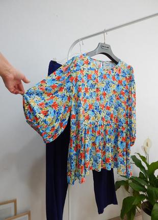Натуральна ярусна блуза із об'ємними рукавами із воланом рюшею вільна легка літня на літо3 фото