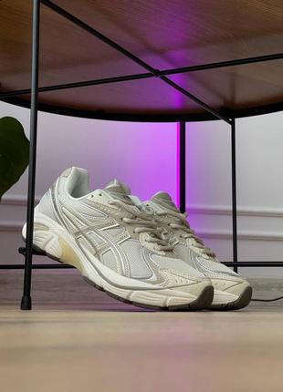 Кроссовки asics