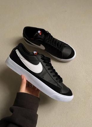 Чоловічі шкіряні кросівки nike blazer low black white