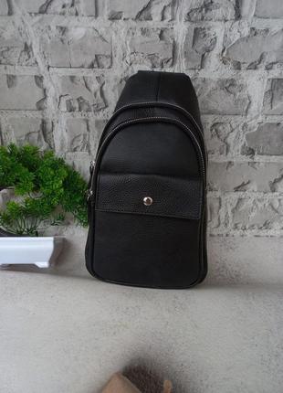 Чоловіча шкіряна сумка бананка зі шкіри