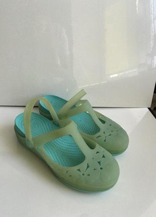 Босоножки crocs