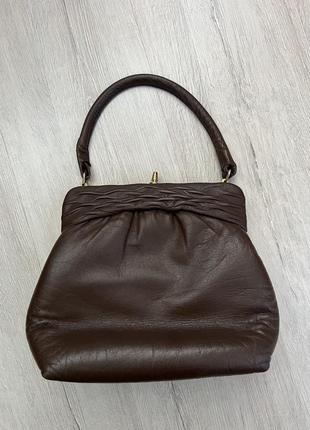 Вінтажна сумочка в шоколадному кольорі