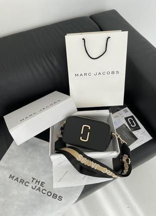 Жіноча сумка в стилі marc jacobs the snapshot black/gold.