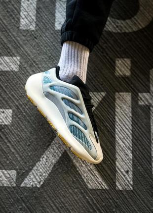 Мужские кроссовки adidas yeezy boost 700 v3 kyanite 42-43-44-45