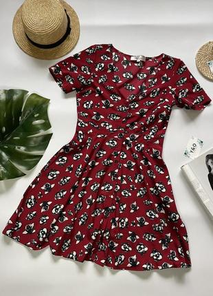 Очень красивое легкое платье платья в цветочный принт в идеальном состоянии 🖤oh my love🖤