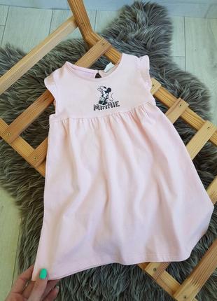 Розовое платье из микки🐭
фирмы disnep 
18/24 месяцев (92см)
состояние: идеальный
