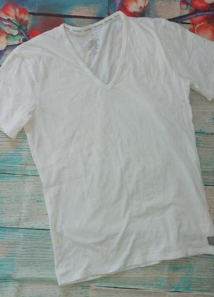 Оригинальная белая футболка calvin klein размер м