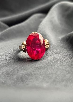 Золотое кольцо с рубином, 583 проба