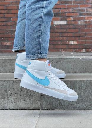 Женские кожаные кроссовки nike blazer mid white blue logo