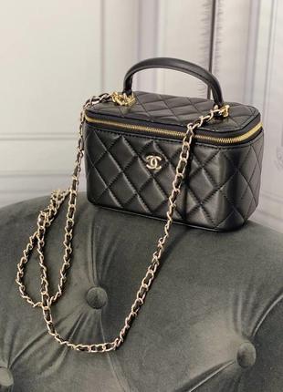 Кожаная сумка в стиле chanel vanity case