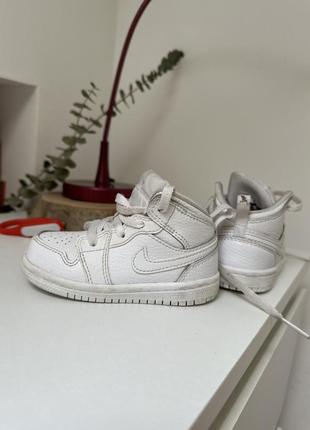 Детские кроссовки nike jordan
