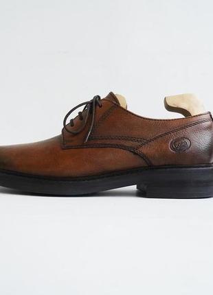 Туфлі черевики шкіряні коричневі base london розмір 42-43