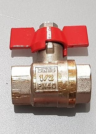 Кран шаровый 1/2" гайка штуцер бабочка