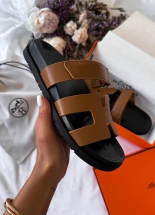 Шльопанці у стилі hermes chyrpe sandals premium