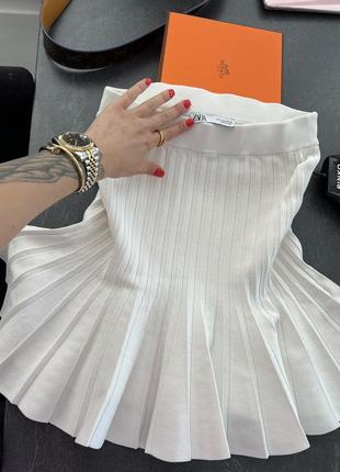 Крутая белая плиссе юбка белая вискоза стиль zimmermann7 фото