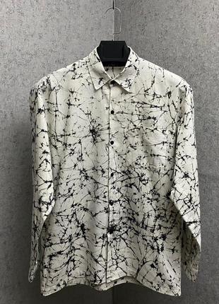 Белая рубашка от бренда skye batiks