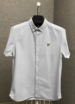 Блакитна сорочка з коротким рукавом від бренда lyle&amp;scott