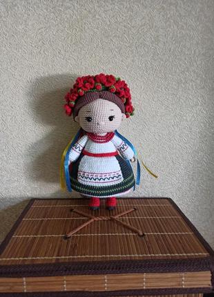 Куколка украиночкая, вязаная.