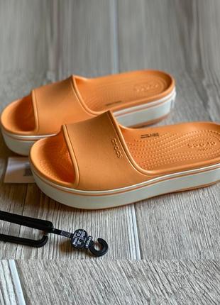 Крокс крокбенд платформа оранж слайди crocs crocband slide platform cantaloupe/white orange