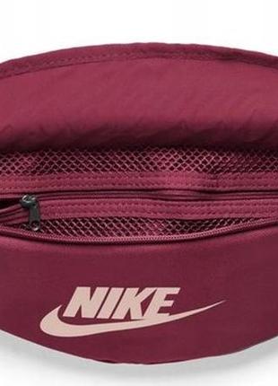 Сумка на пояс nike nk heritage waistpack - fa21 бордовий уні 41х10х15см