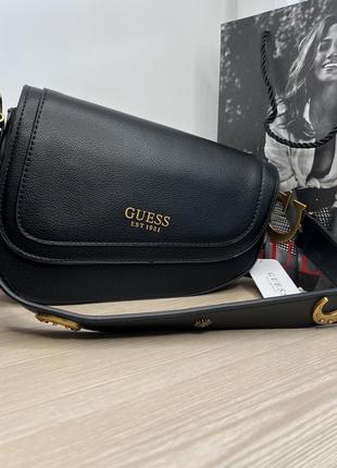 Сумка седло в черном цвете от guess со всеми бирками и лого