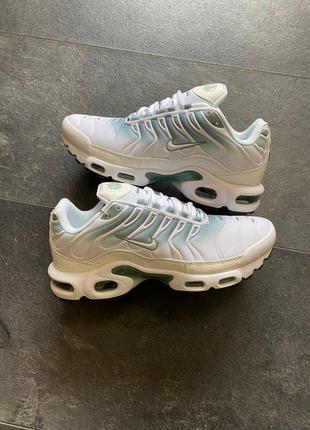 Кроссовки nike air max plus white olive