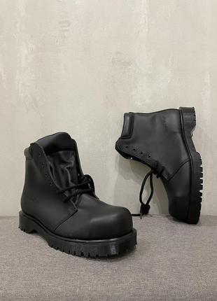 Нові шкіряні ботинки чоботи взуття берци туфлі dr martens