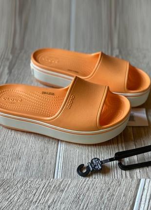 Крокс крокбенд платформа оранж слайди crocs crocband slide platform cantaloupe/white orange
