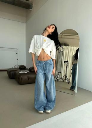 Джинсы со стразами