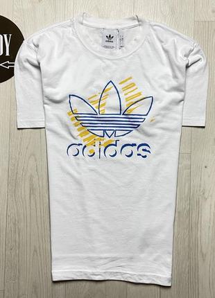 Чоловіча футболка adidas, розмір l