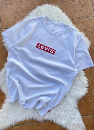 Футболка белая levis