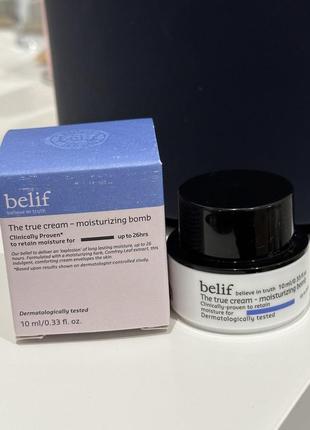 Увлажняя легкий крем belif the true cream moisturizing bomb