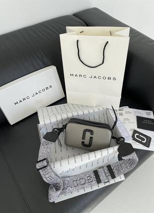 Женская сумка в стиле marc jacobs small camera bag silver/black.