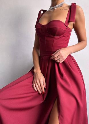 Женское изысканное нарядное длинное вечернее бордовое корсетное платье макси открыто плечи на выпускной2 фото