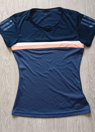 Футболка фирмы "adidas" xs