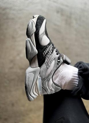 Мужские кроссовки new balance 9060 black grey whitequess черного с серым и белым цветами3 фото