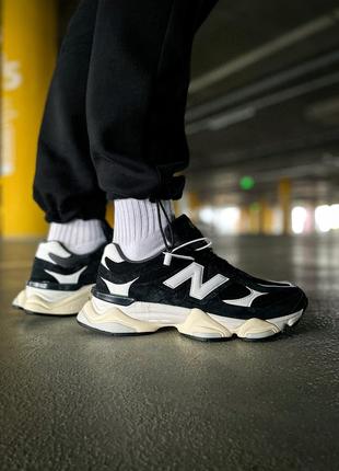 Мужские кроссовки new balance 9060 black whiteque беланс черного с белым цветами