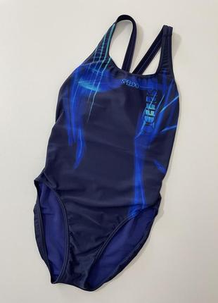 Слитный купальник speedo