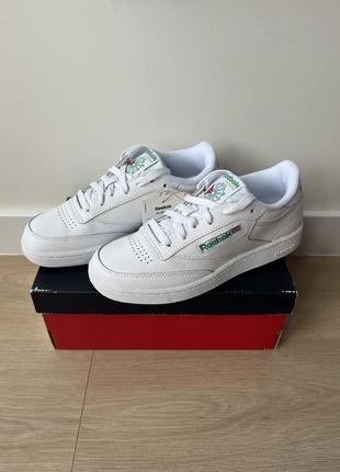 Оригінал reebok classic club c 85 (ar0456) нові білі жіночі кросівки