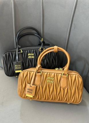 Сумка шкіряна в стилі miu miu arcadie bag