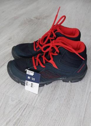 Фирменные ботинки/черевики decathlon quechua.