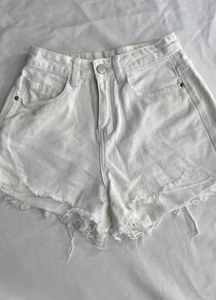 Жіночі джинсові шорти білі xs s короткі