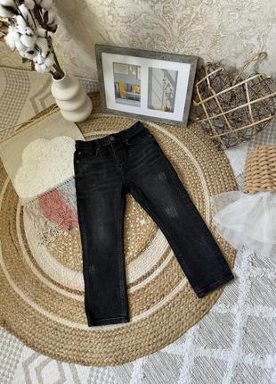 Джинсы джинсовые брюки river island 4-5 года 104-110 см на мальчика