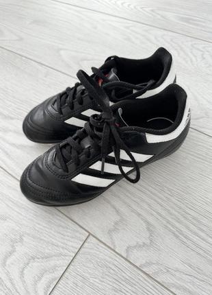 Футбольные бутсы сороконожки копочки adidas 33 размер 20 см