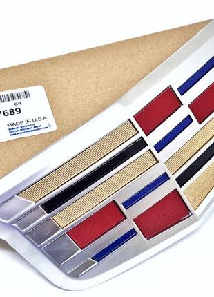 Эмблема cadillac  значок 23157689 шильдик кадиллак