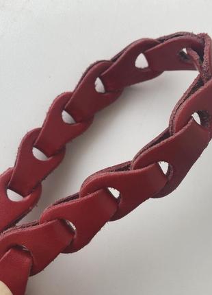 Качественный ярко красный ремень винтаж переплетён между собой цепями из эко кожи мягкий3 фото