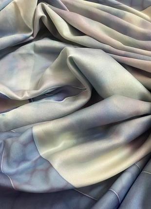 Шикарный винтажный шелковый платок в цветы  /100%шелк /шов роуль