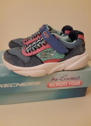 Кроссовки skechers 33