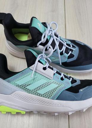 Нові жіночі трекінгові кросівки adidas terrex trailmaker gtx